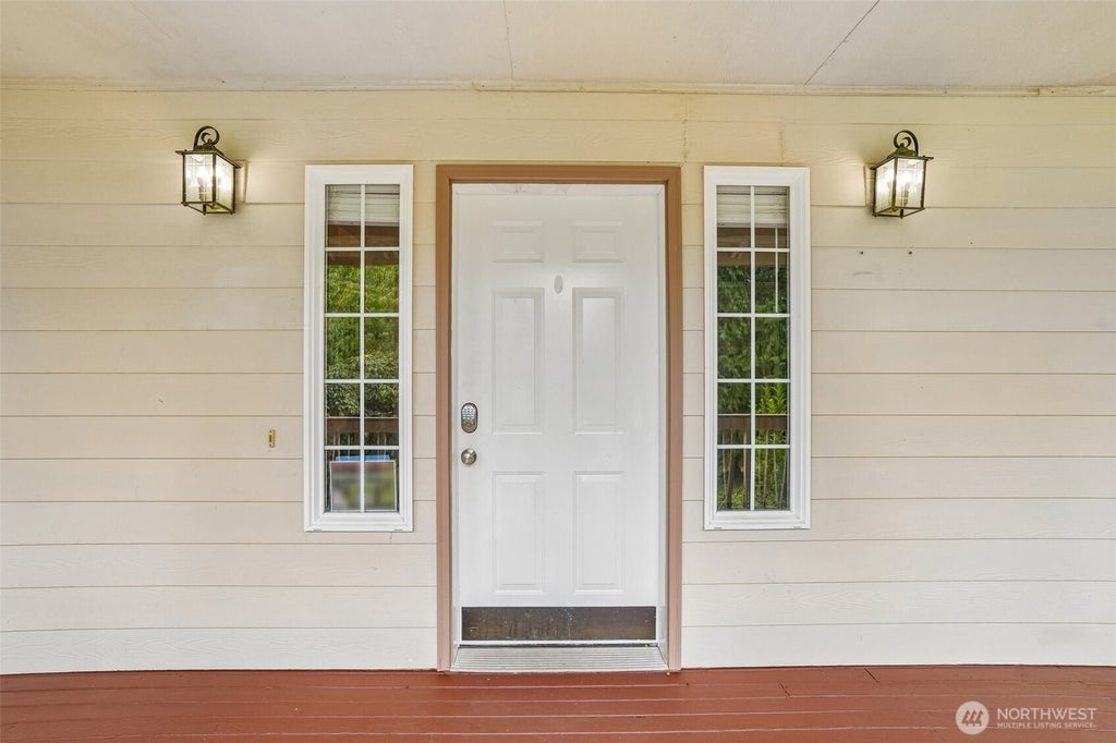 Photo of 15619 85th Avenue NW, Stanwood, WA 98292 (MLS # 2547951)