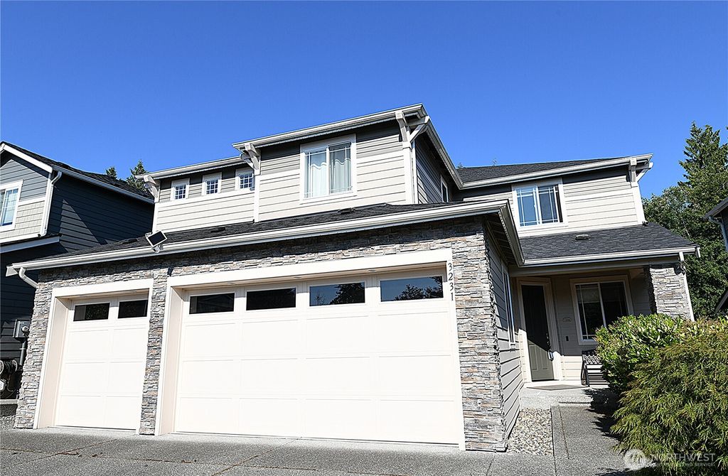 Photo of 3231 102 Avenue NE, Lake Stevens, WA 98258 (MLS # 2411245)