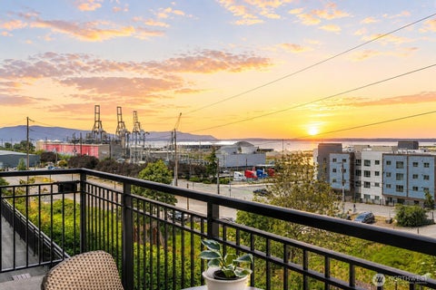 Photo of 1015 Railroad Avenue #210, Bellingham, WA 98225 (MLS # 2554399)