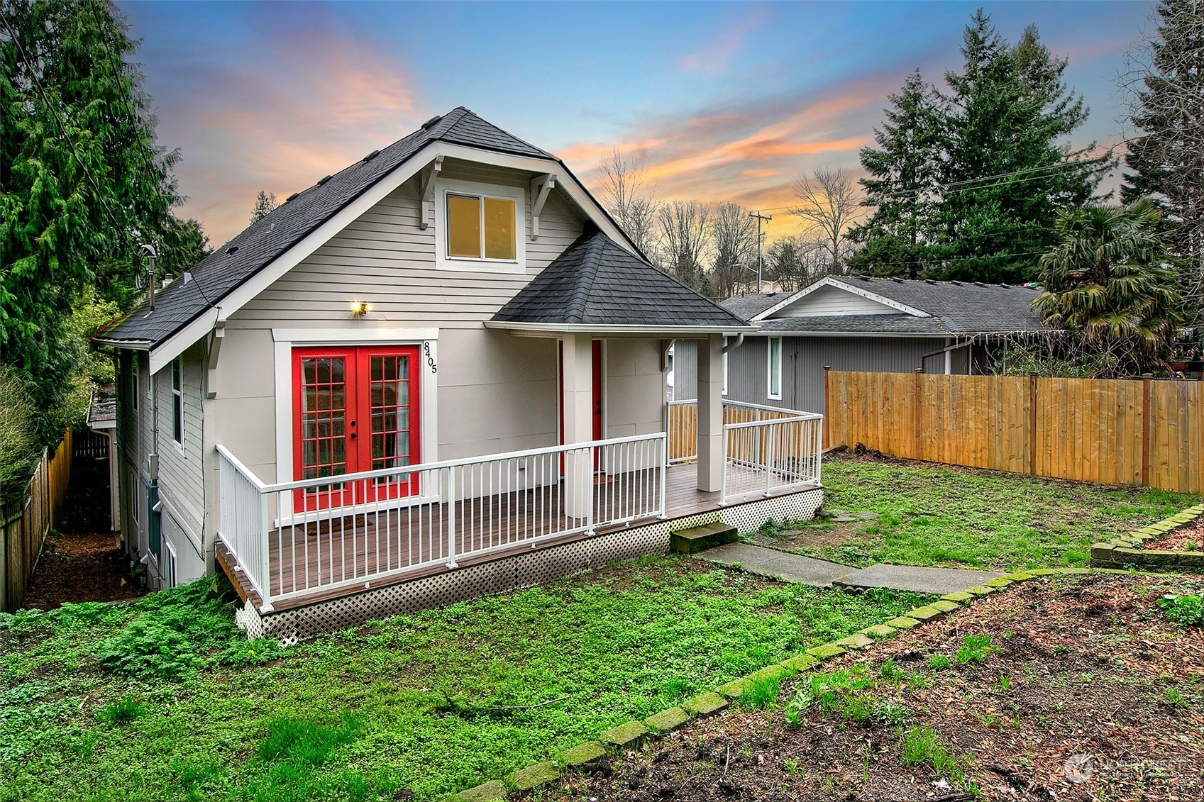 Seattle, Washington 98106, United States, 4 Bedrooms Bedrooms, ,3 BathroomsBathrooms,Residential,Pending,21779