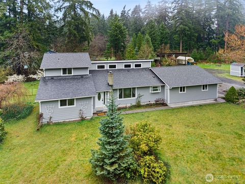 Photo of 9918 168th Avenue SW, Rochester, WA 98579 (MLS # 2486544)