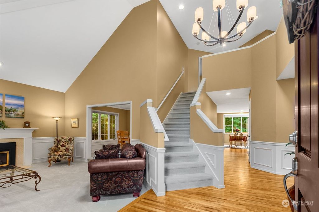 Photo of 21321 NE 81st Street, Redmond, WA 98053 (MLS # 2293127)
