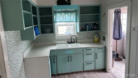 Photo of 317 S Jones Street, Port Angeles, WA 98362 (MLS # 2453649)