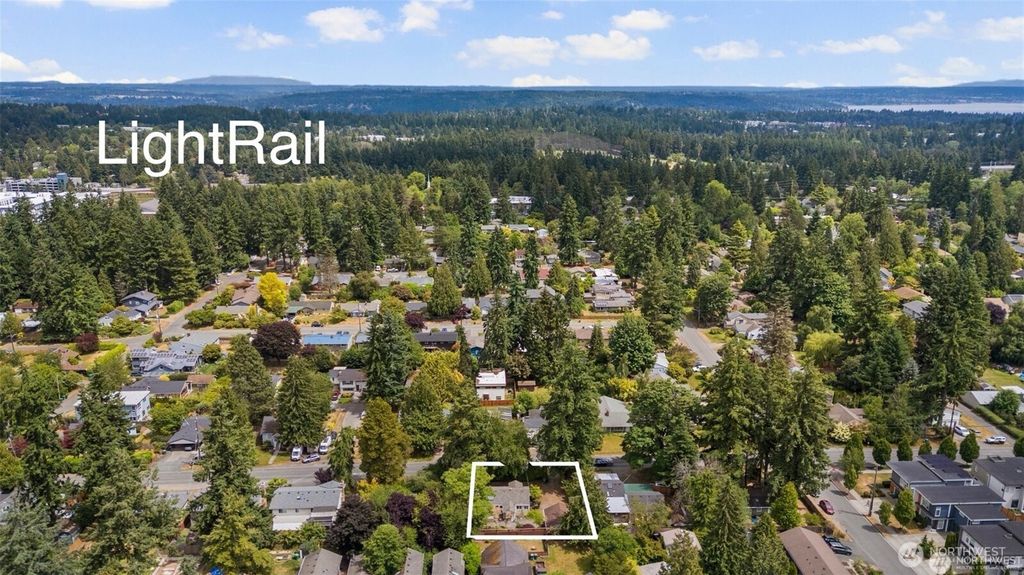 Photo of 14023 Meridian Avenue N, Seattle, WA 98133 (MLS # 2449131)