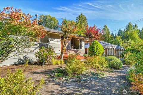 Photo of 20917 59th Place W, Lynnwood, WA 98036 (MLS # 2441770)