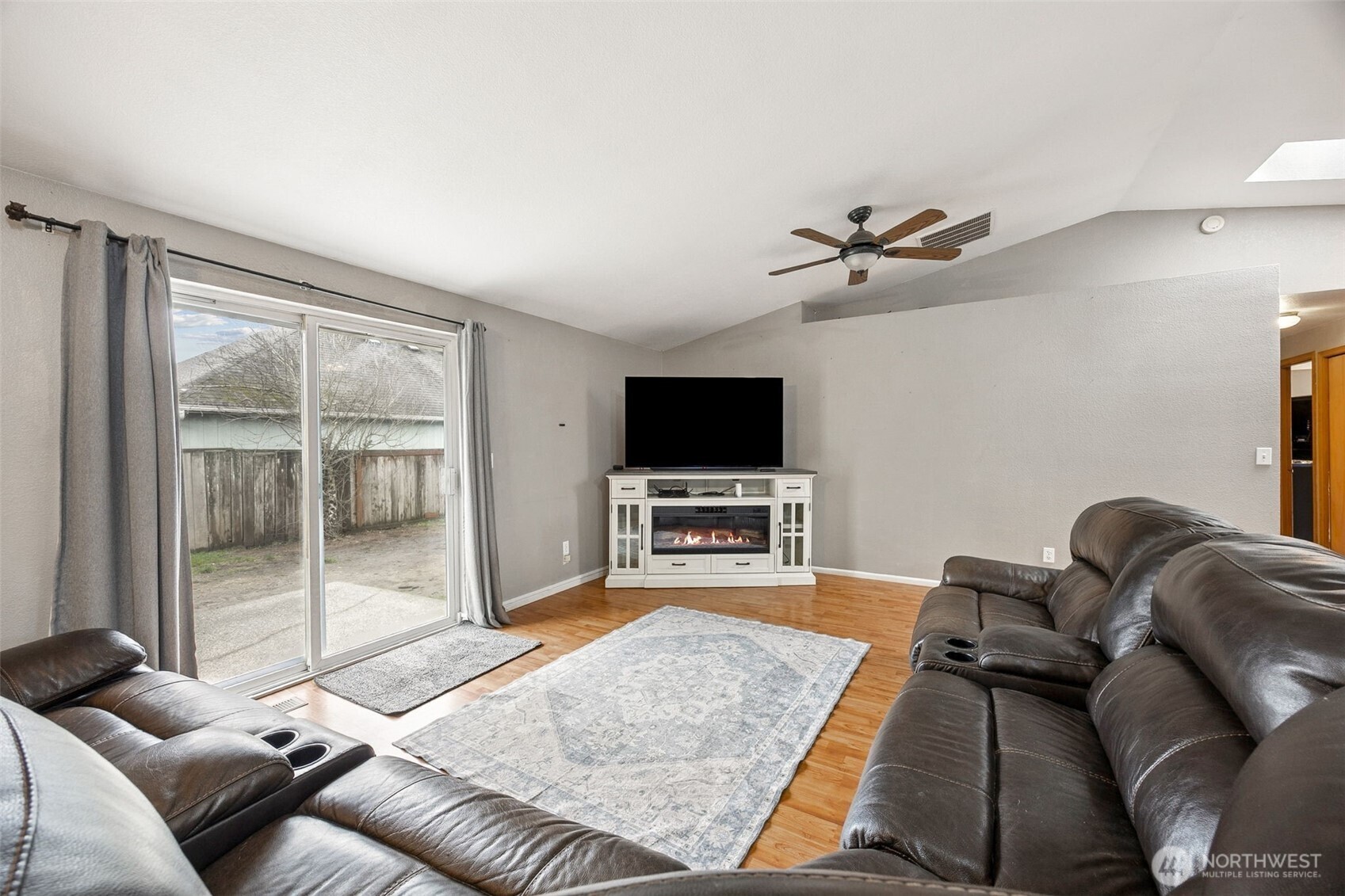 5603 James Street SE