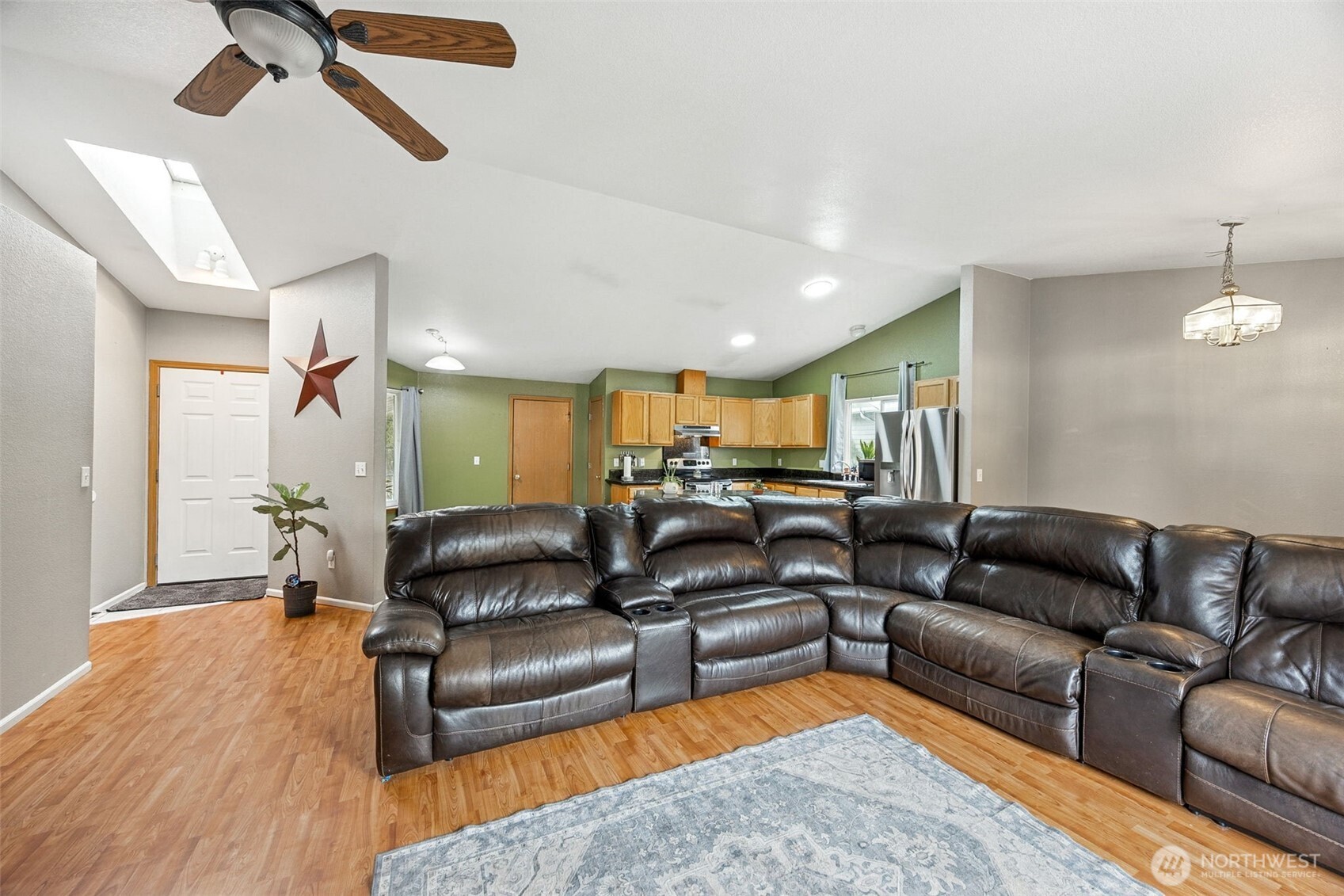 5603 James Street SE