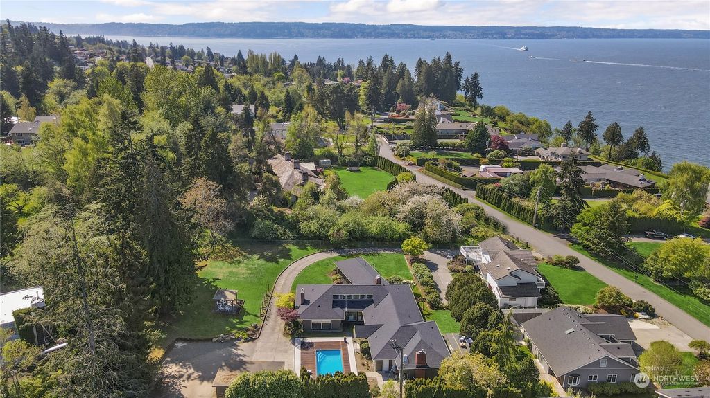 Photo of 2602 Taylor Drive, Everett, WA 98203 (MLS # 2053547)