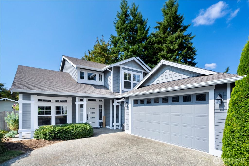 Photo of 15519 73rd Place NE, Kenmore, WA 98028 (MLS # 2430850)