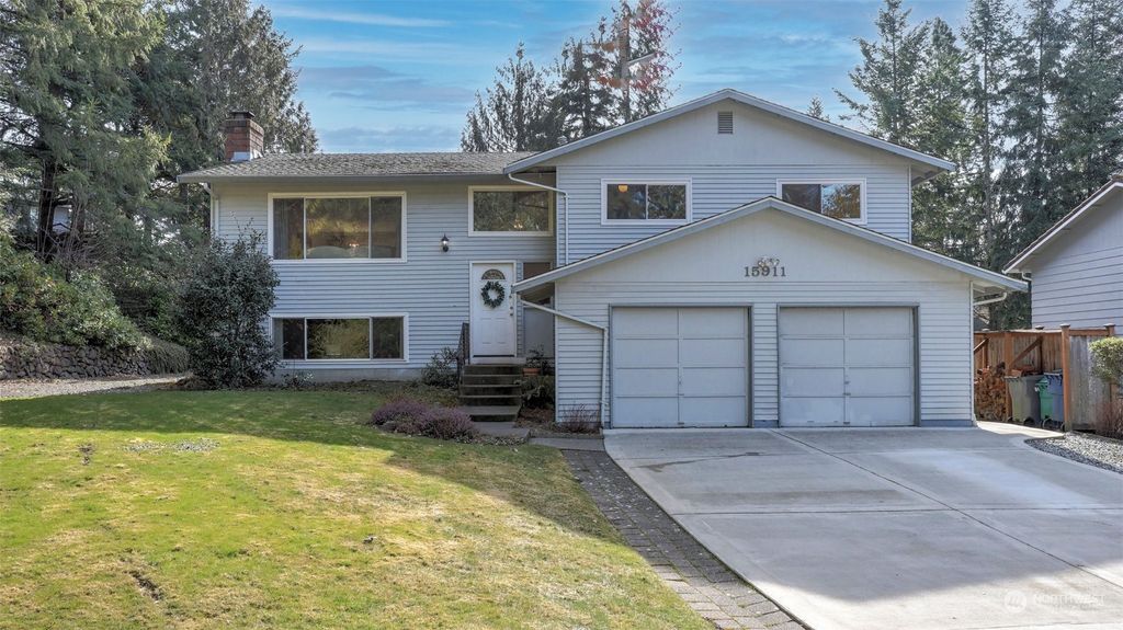 Photo of 15911 SE 178th Court, Renton, WA 98058 (MLS # 2041538)