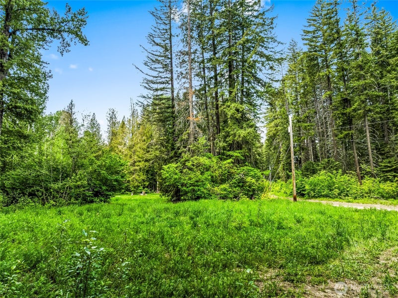 13861 Brae Burn Road
