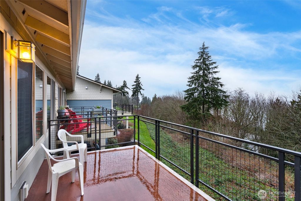 Photo of 4310 Blue Heron Circle #206, Anacortes, WA 98221 (MLS # 2482601)