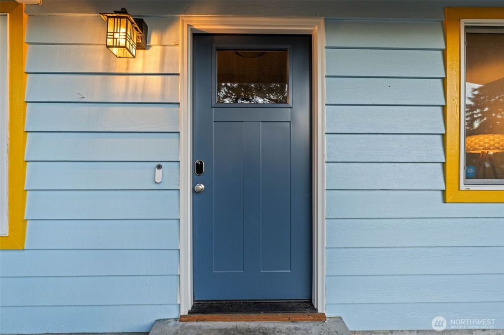 Photo of 20023 84th Avenue W, Edmonds, WA 98026 (MLS # 2441286)