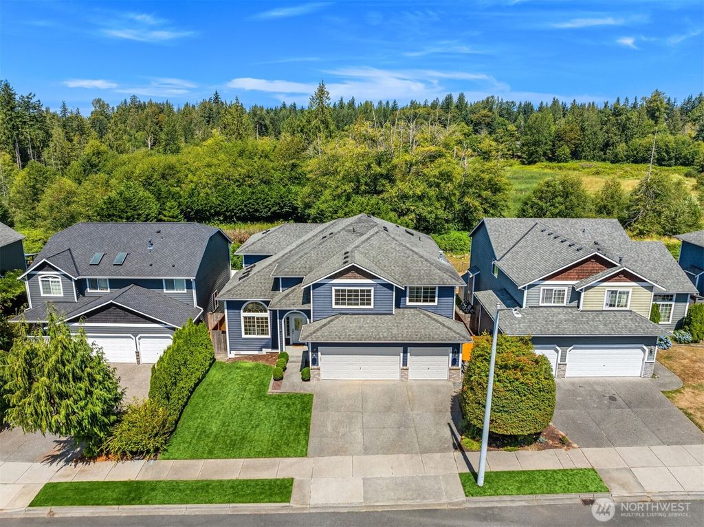 Photo of 7529 34th Place NE, Marysville, WA 98270 (MLS # 2415105)