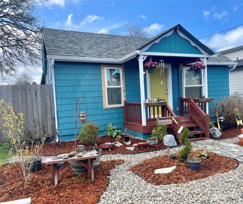 Photo of 203 24th Street NE, Long Beach, WA 98631 (MLS # 2055158)