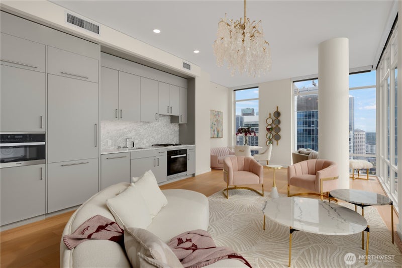 121 Stewart Street 3504
