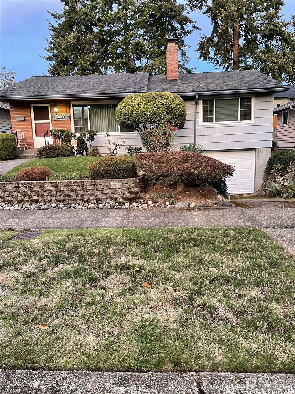 Photo of 7538 28th Avenue SW, Seattle, WA 98126 (MLS # 2311642)