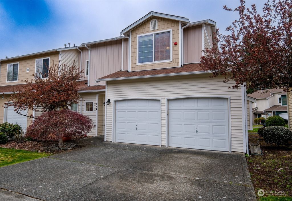 Photo of 3200 SE 12th Street #1042, Renton, WA 98058 (MLS # 2059073)