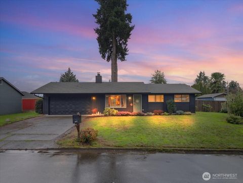 Photo of 3109 NE 50th Circle, Vancouver, WA 98663 (MLS # 2466658)