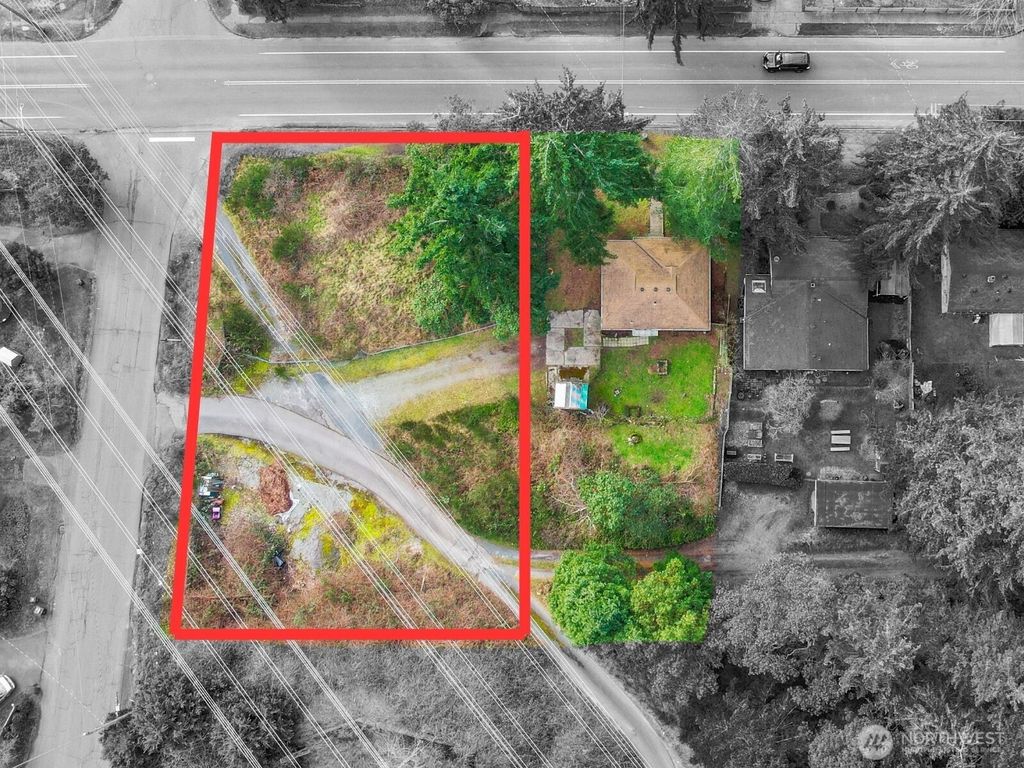 Photo of 18800 10th Avenue NE, Shoreline, WA 98155 (MLS # 2485385)