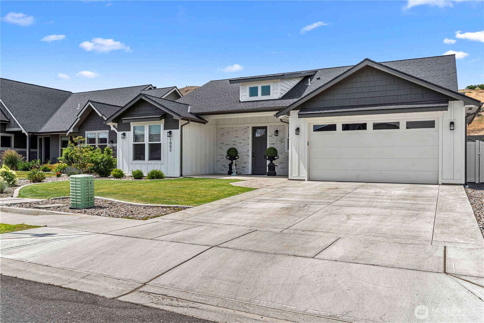 1002 Racine Springs