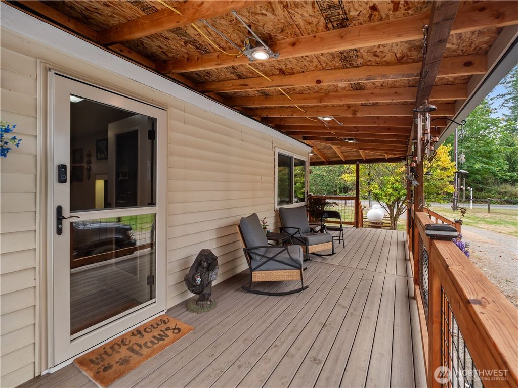 Photo of 29518 SE 384th Street, Enumclaw, WA 98022 (MLS # 2493631)