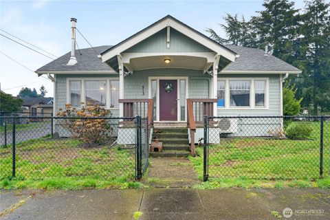 513 E Street Cosmopolis WA 98537
