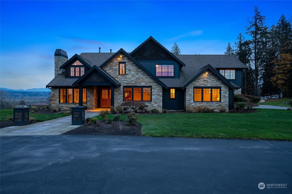 Photo of 12733 127th Avenue SE, Snohomish, WA 98290 (MLS # 2310198)