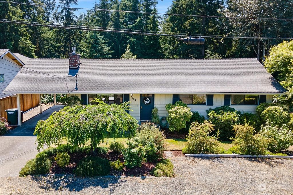 Photo of 5512 Fairview Avenue, Everett, WA 98203 (MLS # 2266356)