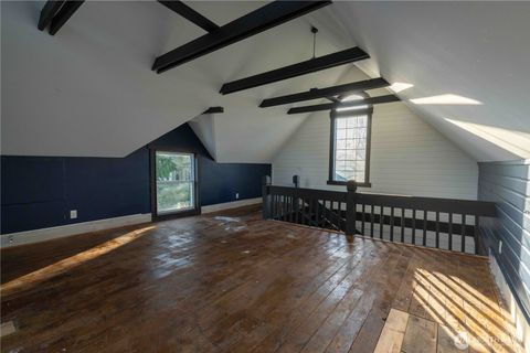 608 Morris Street La Conner WA 98257