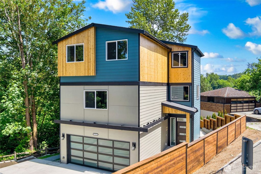 Photo of 5732 Halls Lake Way, Lynnwood, WA 98036 (MLS # 2460766)