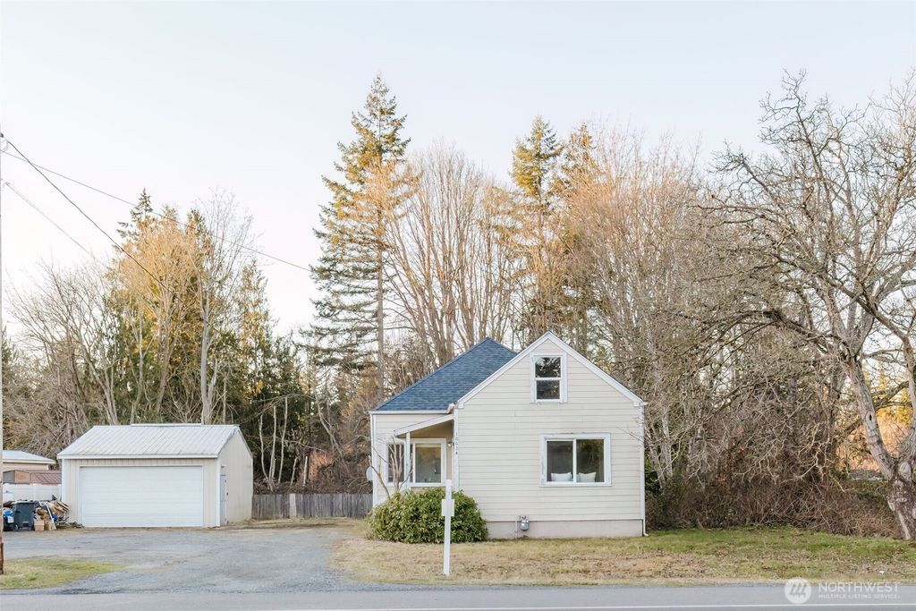 Photo of 10624 Shoultes Road, Marysville, WA 98270 (MLS # 2331805)