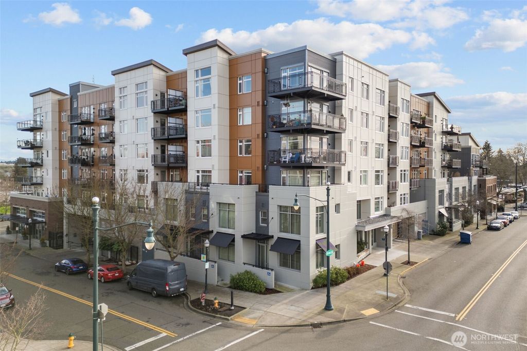 Photo of 15100 6th Avenue SW #305, Burien, WA 98166 (MLS # 2467418)