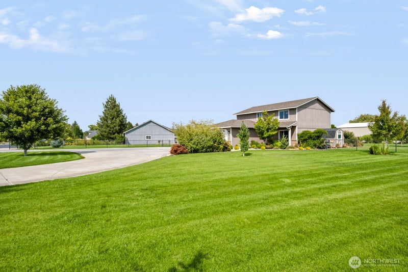 3145 Snow Goose Road NE