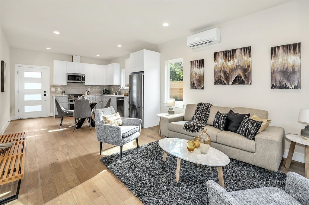 Photo of 3235 NE 87th Street, Seattle, WA 98115 (MLS # 2034900)