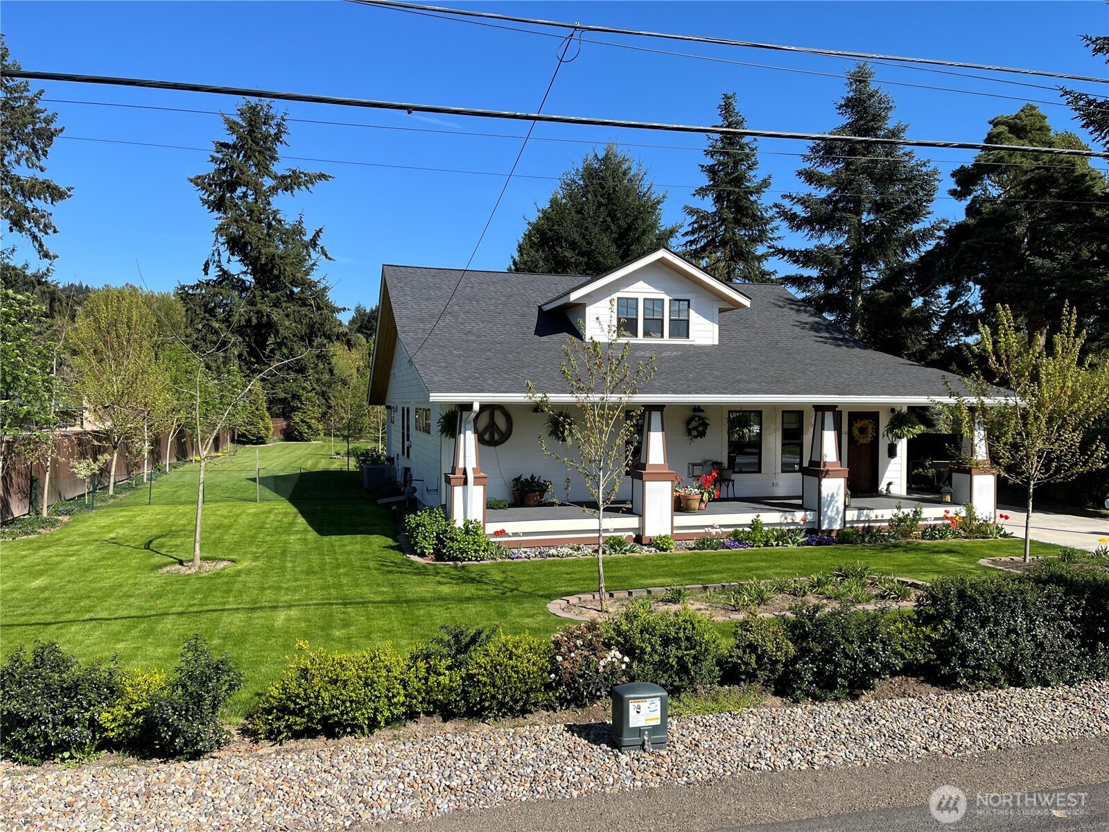 1638 N 2nd Avenue