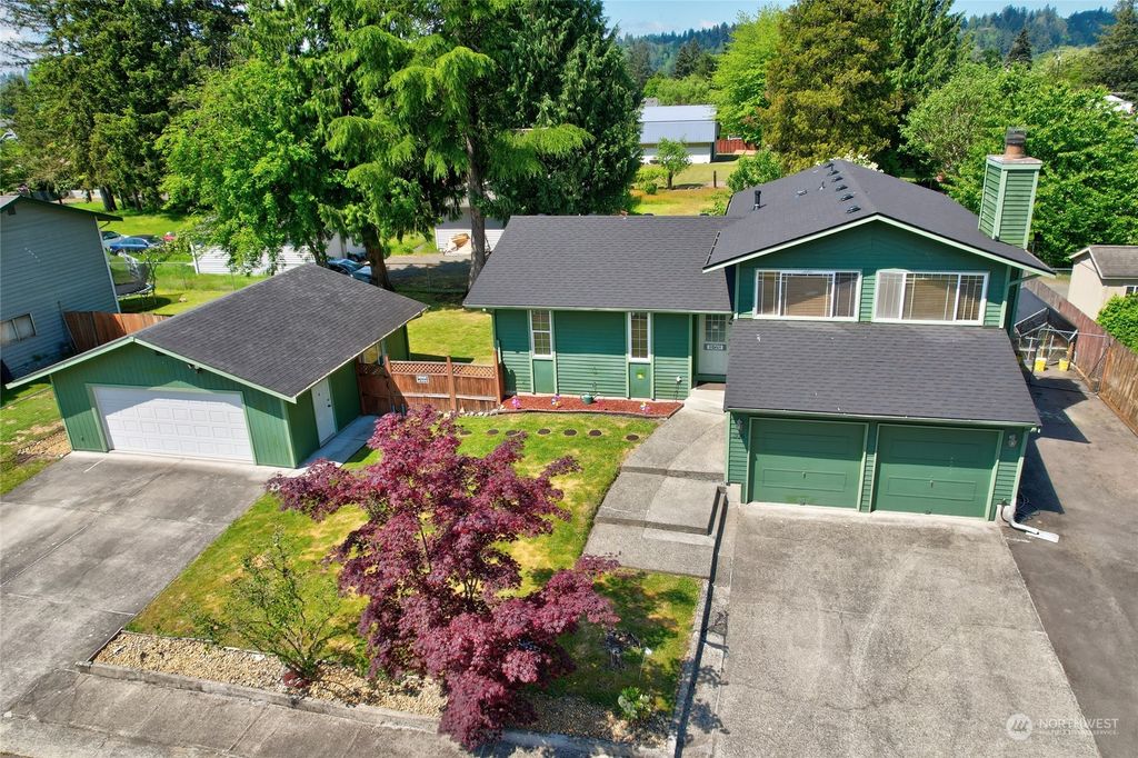 Photo of 306 Pacific Avenue S, Pacific, WA 98047 (MLS # 2240194)