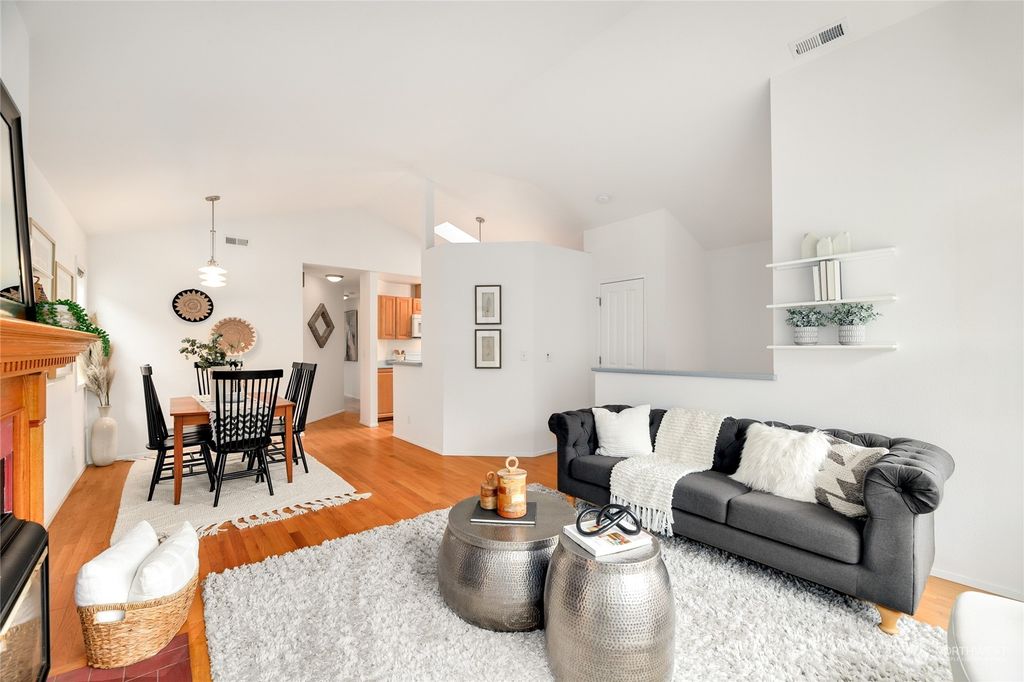 Photo of 104 NE 62nd Street, Seattle, WA 98115 (MLS # 2234096)