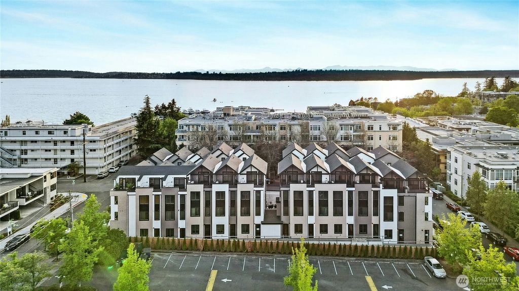 Photo of 112 B 2nd Street S, Kirkland, WA 98033 (MLS # 2460797)