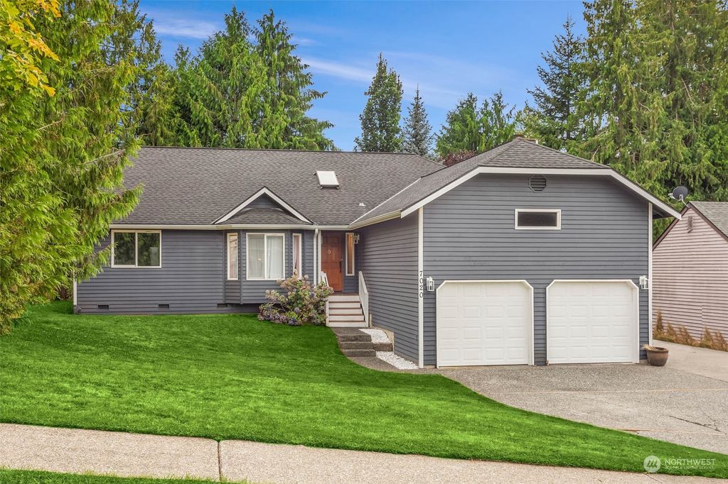 Photo of 7020 67th Place NE, Marysville, WA 98270 (MLS # 2286580)
