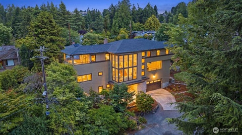 Photo of 9528 28th Avenue NW, Seattle, WA 98117 (MLS # 2549031)