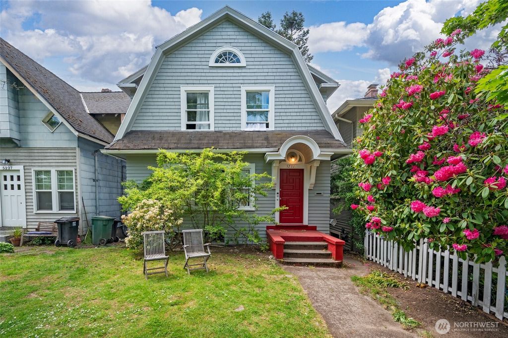 Photo of 5231 12th Avenue NE, Seattle, WA 98105 (MLS # 2525024)