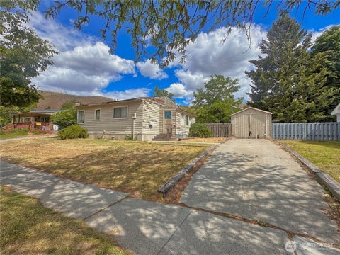 Photo of 1027 Camas Street, Coulee Dam, WA 99116 (MLS # 2532448)