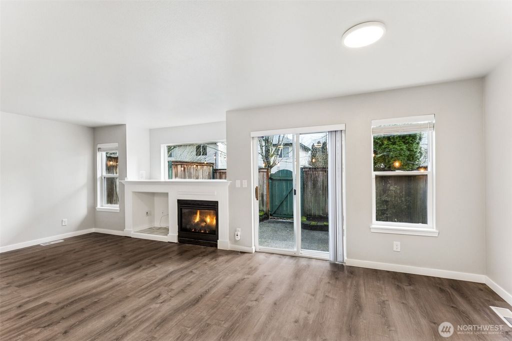 Photo of 1131 115th Street SW #I-4, Everett, WA 98204 (MLS # 2466641)