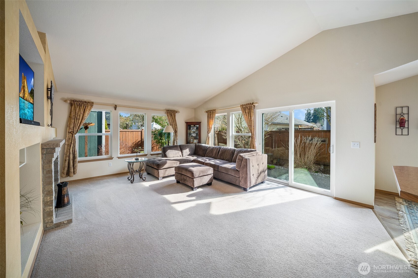 1629 Sundrop Lane SE