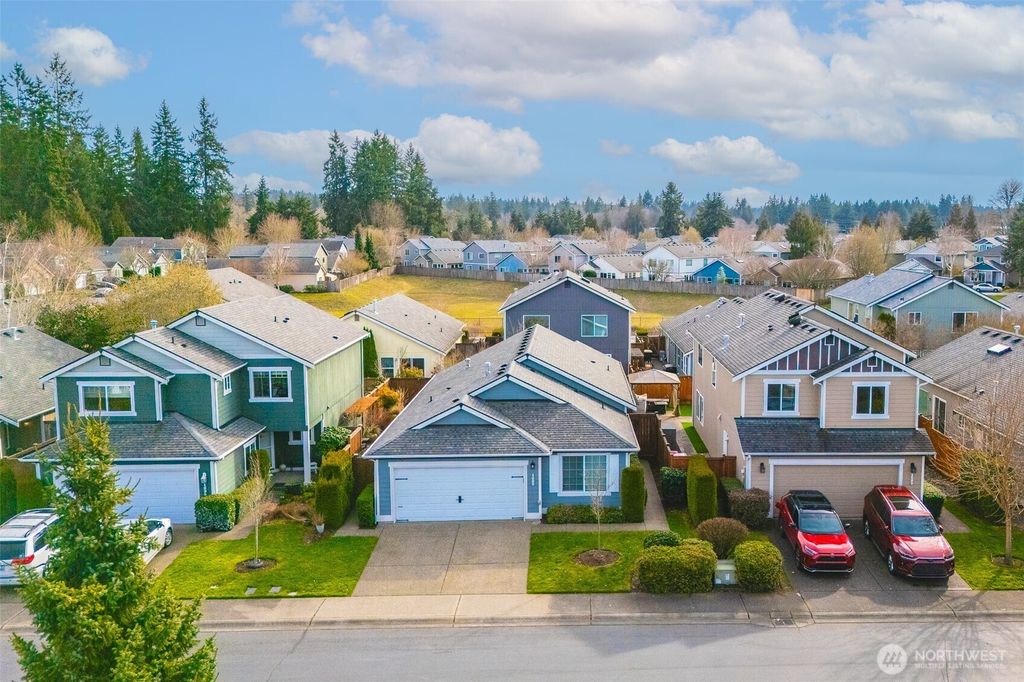 Photo of 1629 Sundrop Lane SE, Tumwater, WA 98501 (MLS # 2486966)