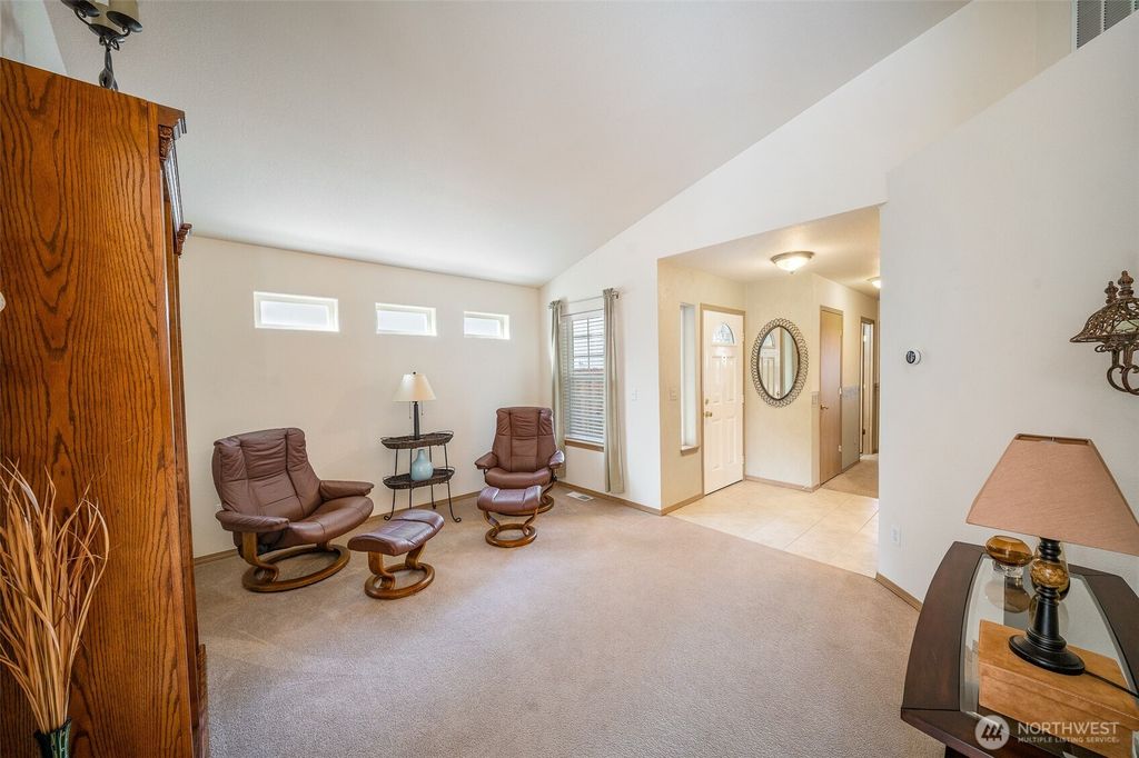 Photo of 1629 Sundrop Lane SE, Tumwater, WA 98501 (MLS # 2486966)