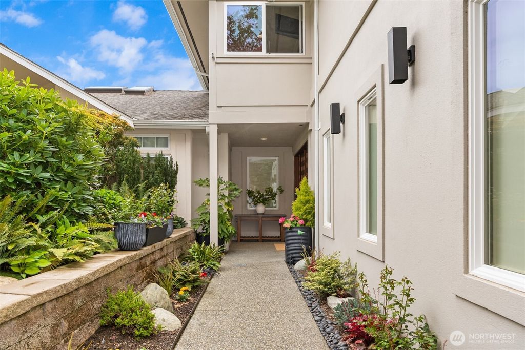 Photo of 4475 Pleasant Beach Drive NE, Bainbridge Island, WA 98110 (MLS # 2512478)