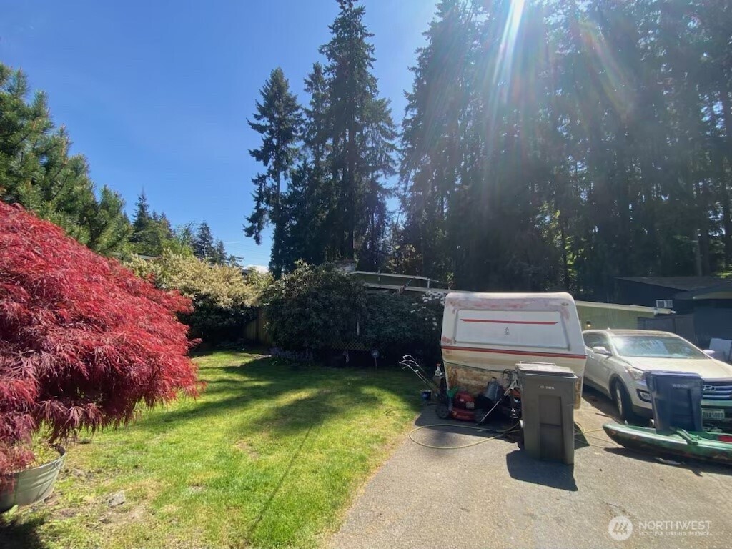 12229 NE 65th Street