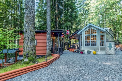 Photo of 112 2 Pioneer Circle, Deming, WA 98244 (MLS # 2426502)